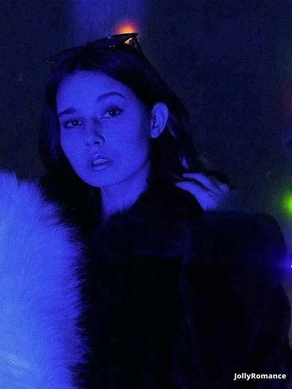 Diana Profile image 2