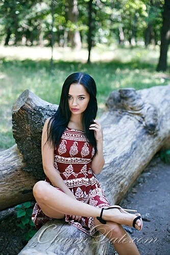 Elena Profile image 2