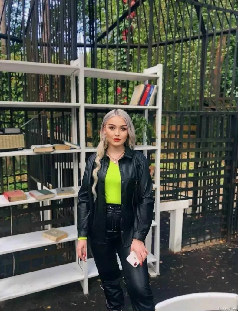 Polina Profile image 1