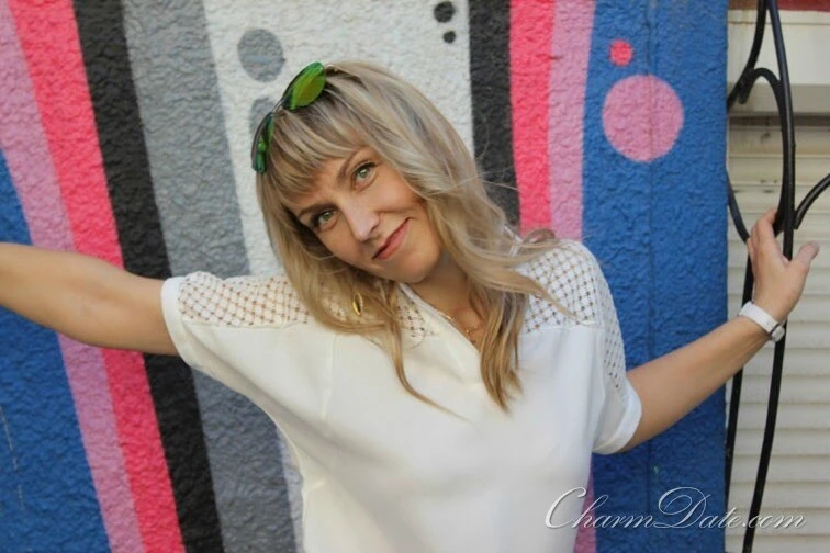 Lera Profile image 1