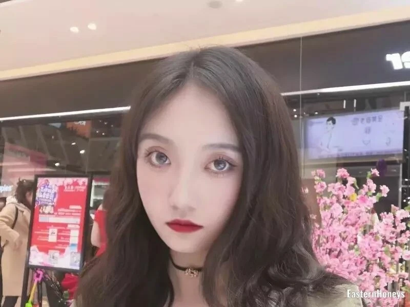 Yanan Profile image 5