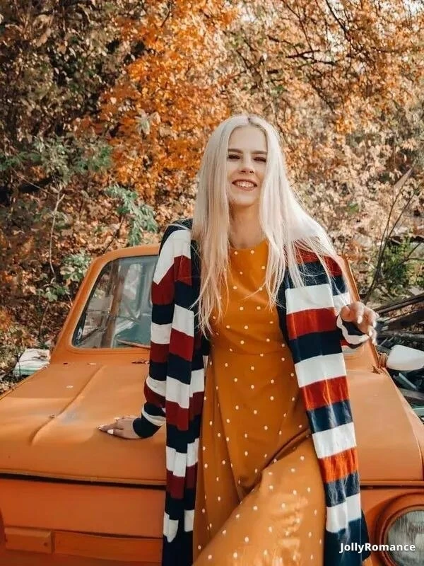 Karina Profile image 1