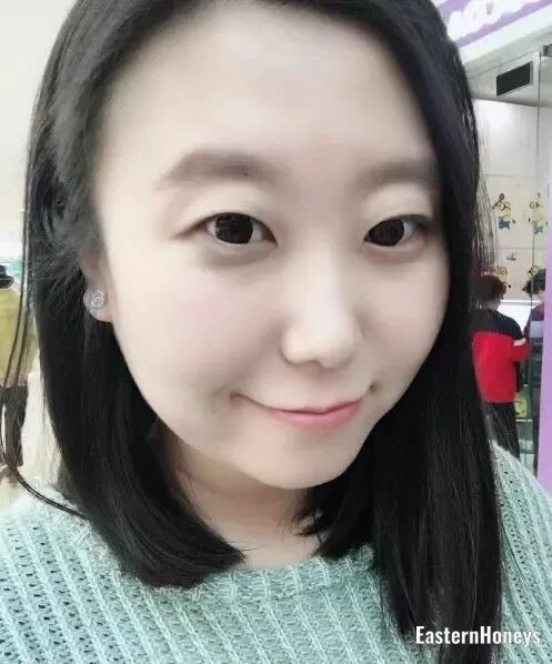 Elle Profile image 1