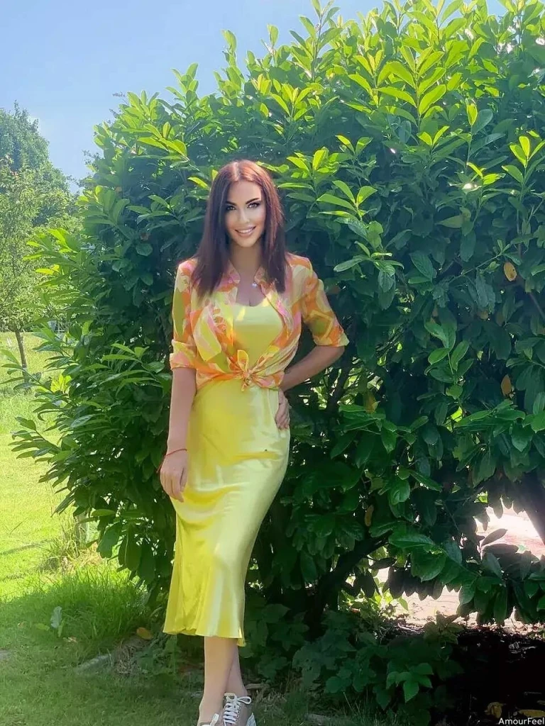 Anna Profile image 6