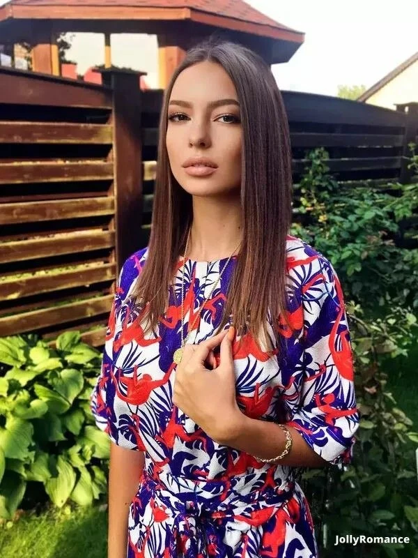 Nadzeya Profile image 3