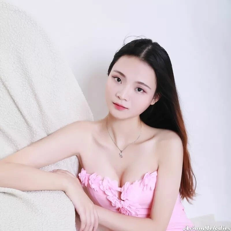 Xiuping Profile image 3