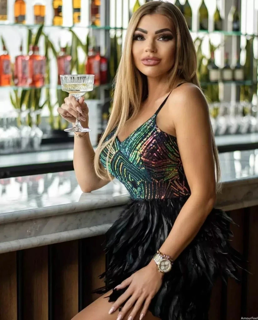 Lara Profile image 5