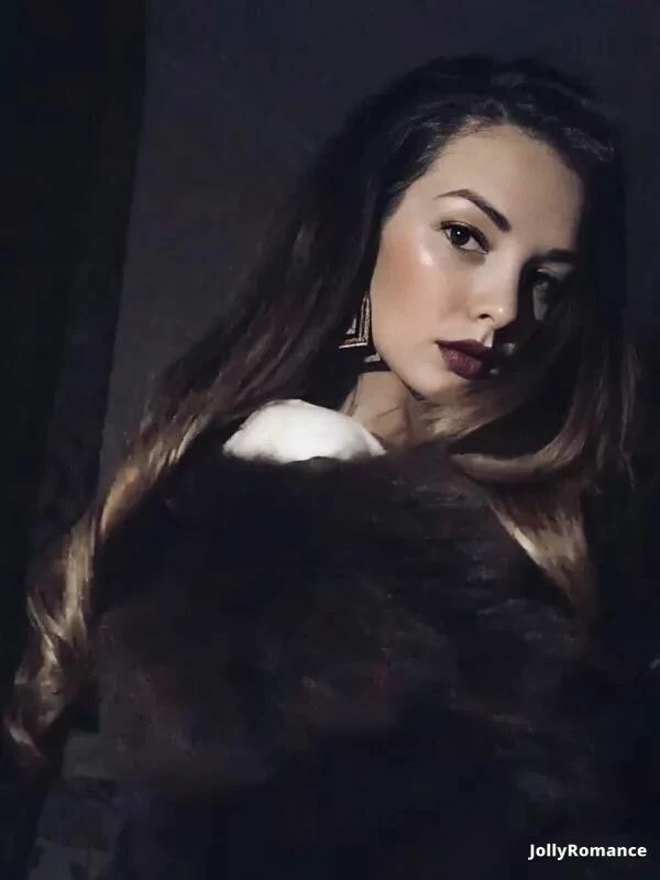 Roza Profile image 5