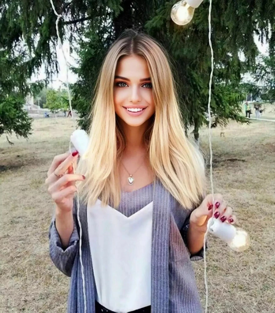 Monika Profile image 1