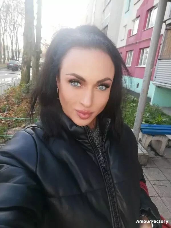 Darya Profile image 4