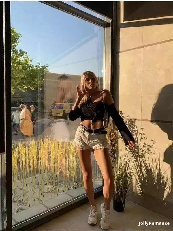 Diana Profile image 5