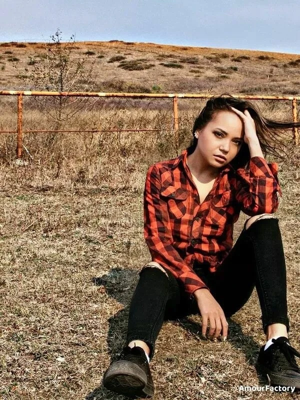 Kristina Profile image 4