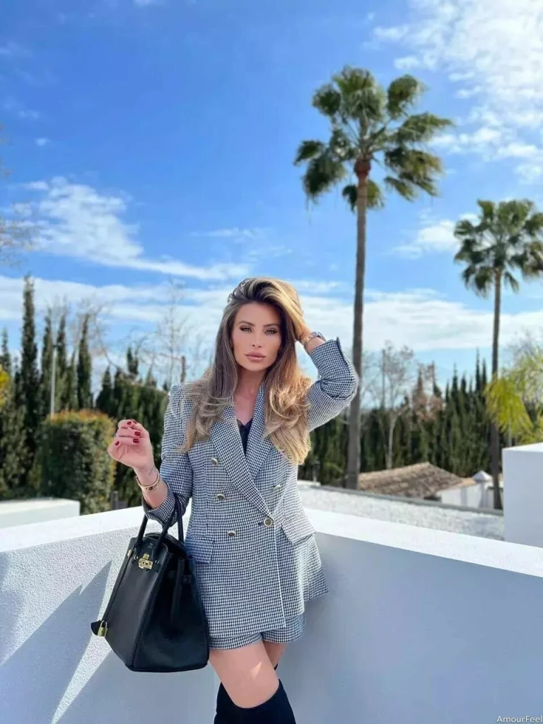 Aneta Profile image 6