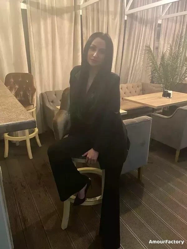 Sniazhanna Profile image 3