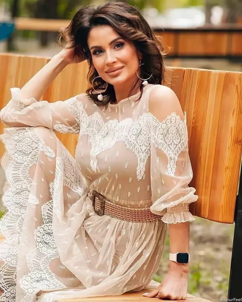 Yana Profile image 6