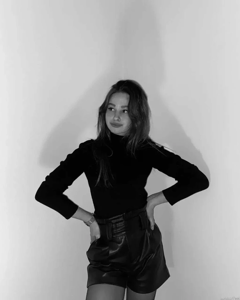 Jana Profile image 5