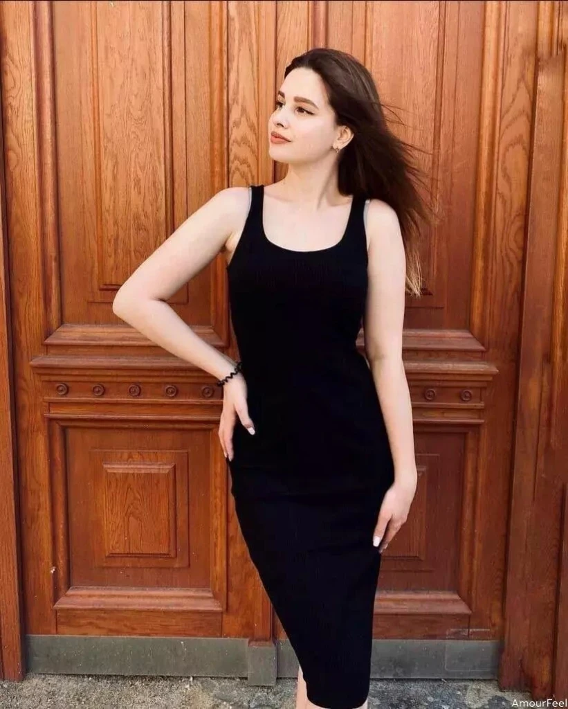 Jana Profile image 3