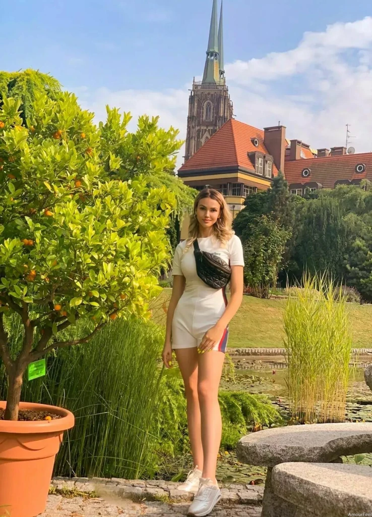 Zhanna Profile image 4