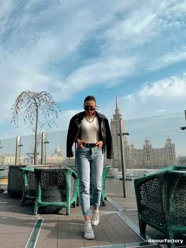 Ksenia Profile image 2