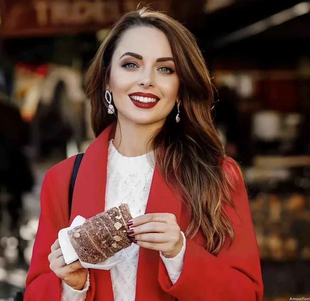 Maria Profile image 4