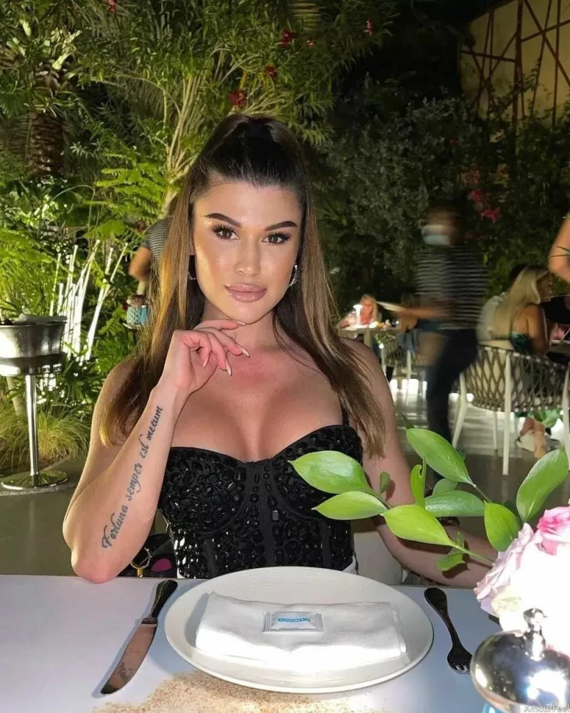 Alona Profile image 5