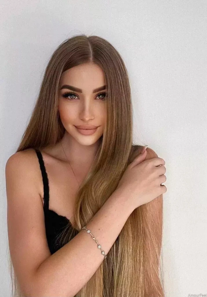 Zhannur Profile image 6