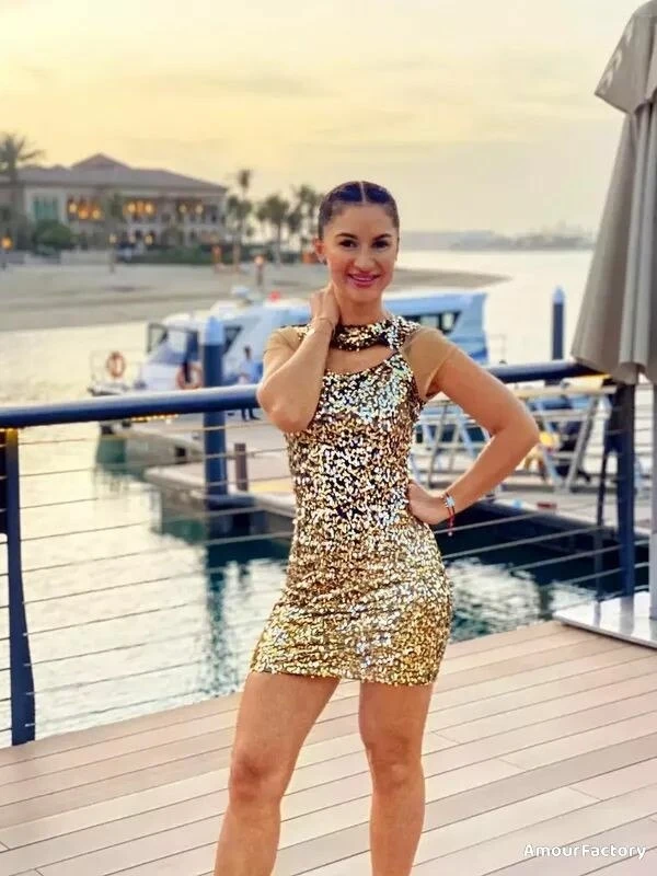 Alina Profile image 3