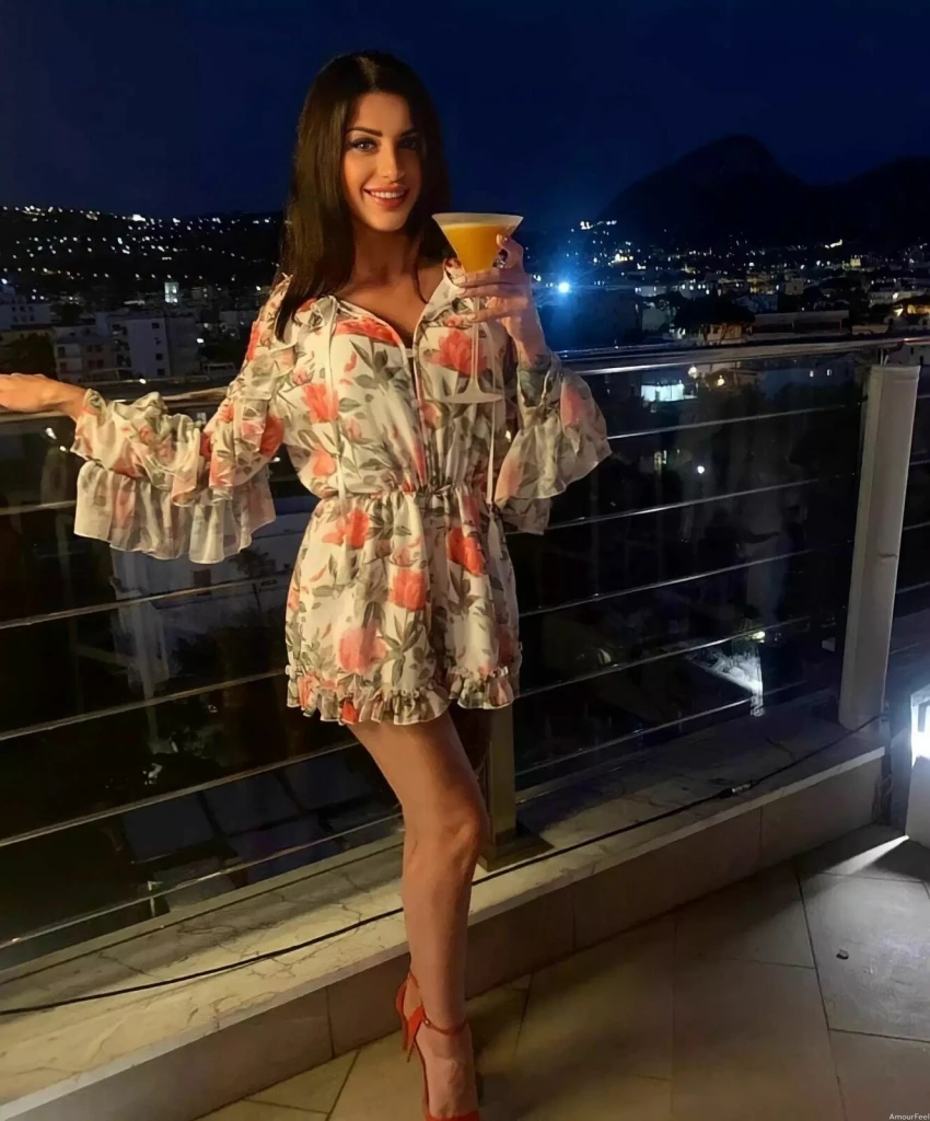 Mariya Profile image 5