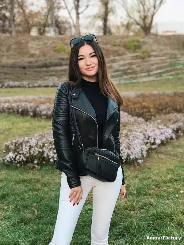 Irina Profile image 3