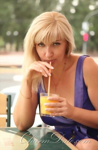 Valentina Profile image 2