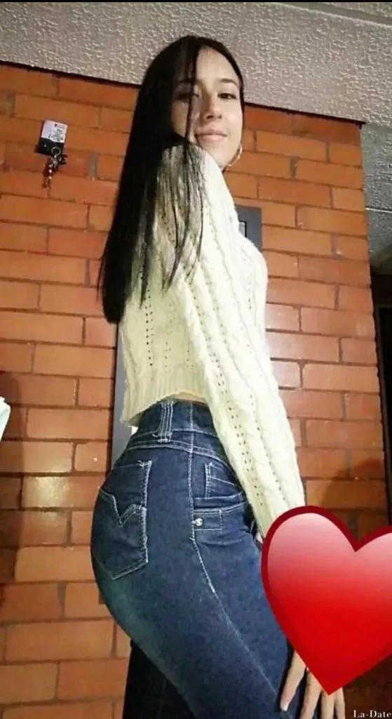 Lizney Profile image 3