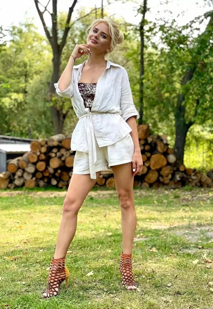 Diana Profile image 5