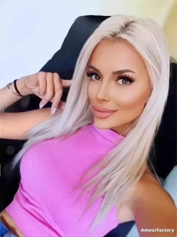 Marina Profile image 5