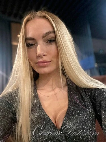 Anna Profile image 3