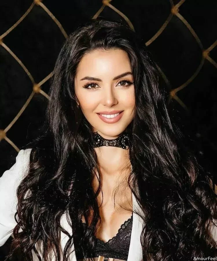 Elizabet Profile image 3