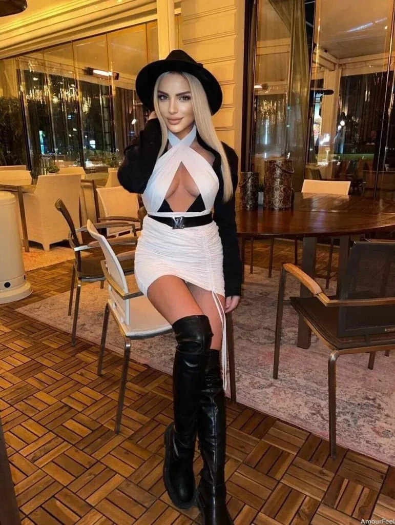 Yelyzaveta Profile image 2