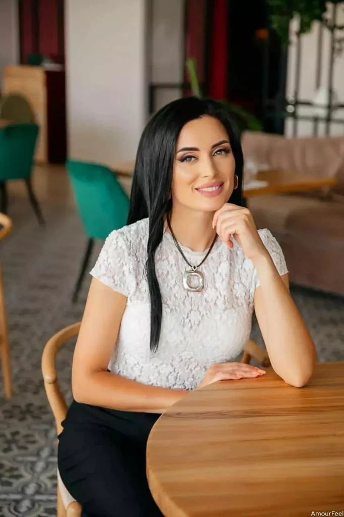 Inna Profile image 4