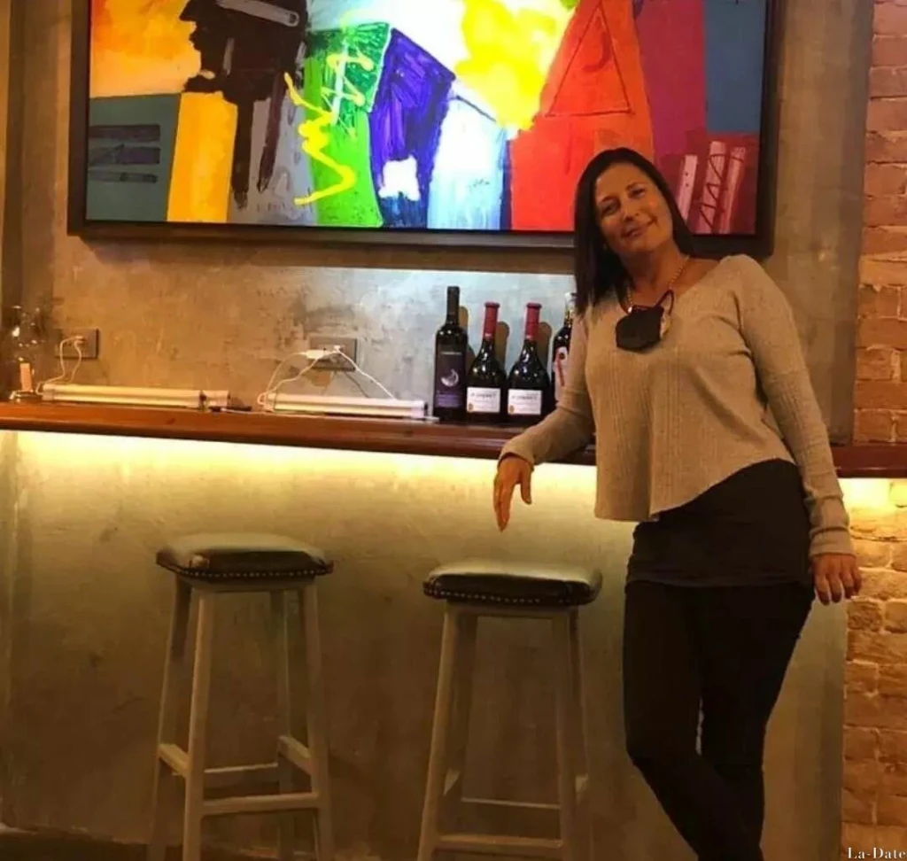 Olena Profile image 6