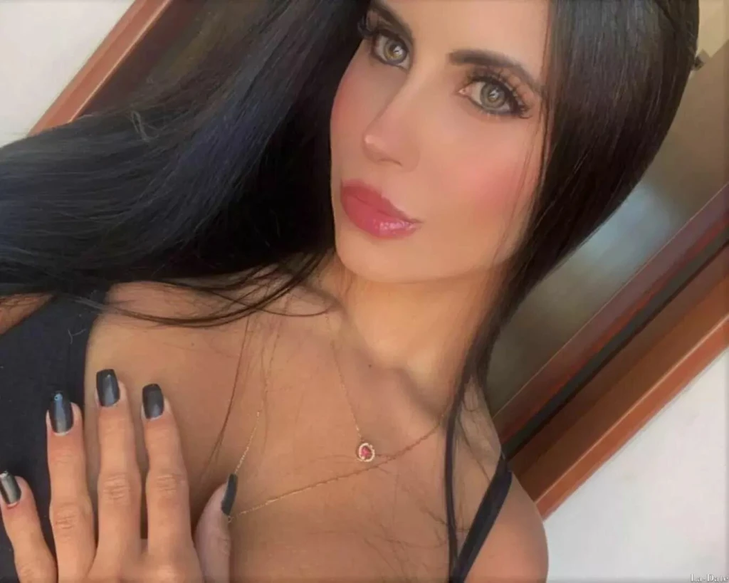 Diana Profile image 1