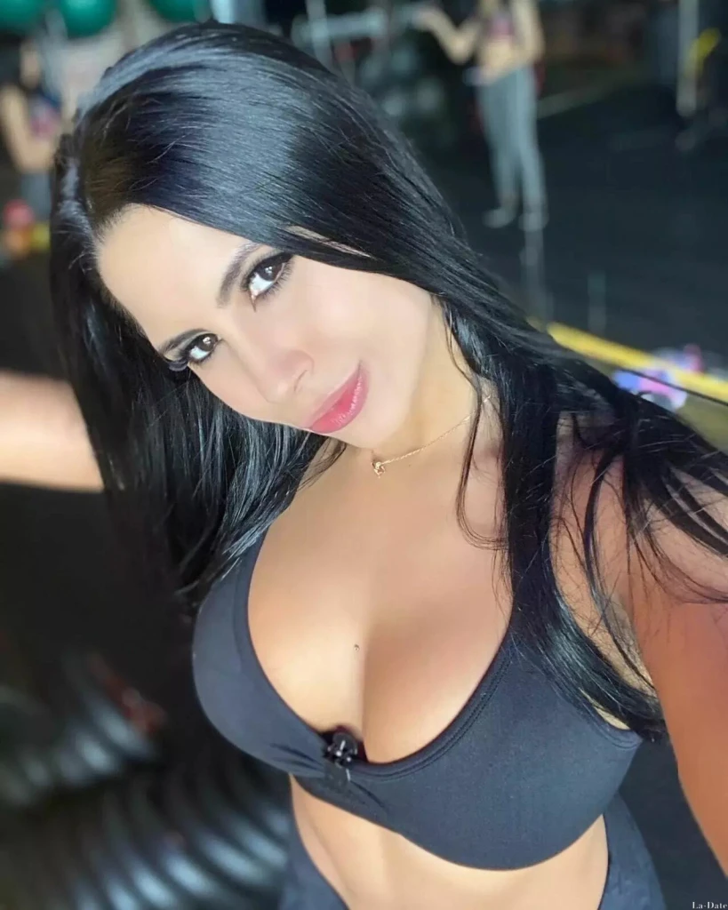 Diana Profile image 2