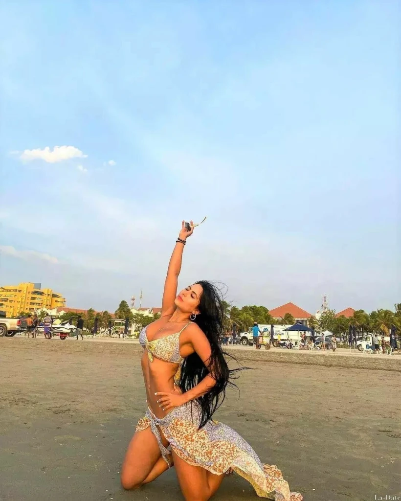 Diana Profile image 4