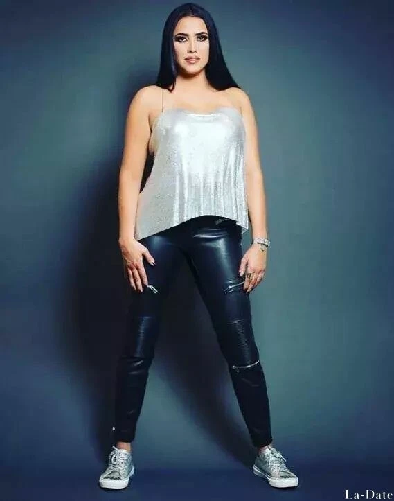 Inmaculada Profile image 4