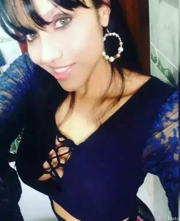 Daniela Profile image 5