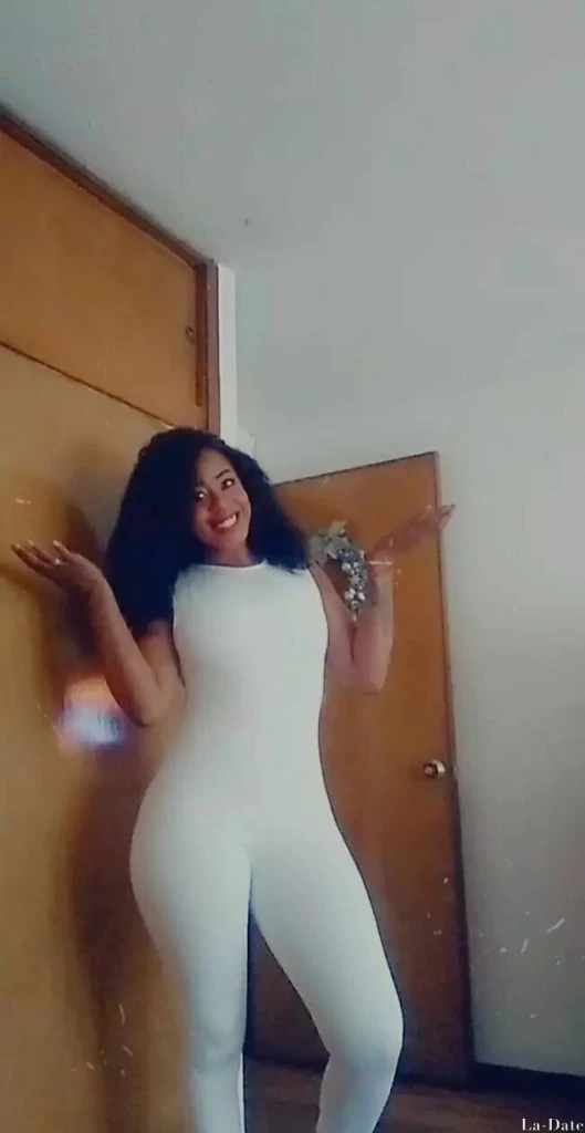 Yailanis Profile image 3