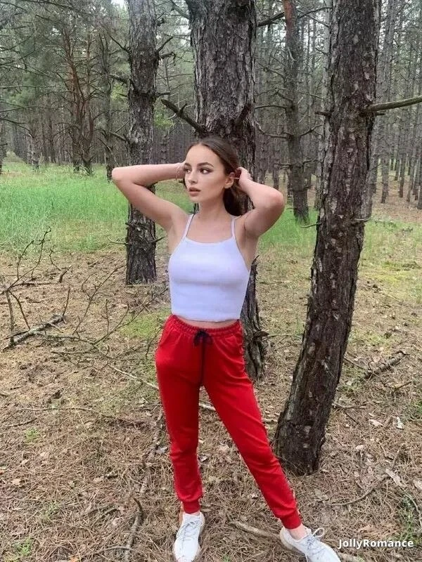 Natalia Profile image 5