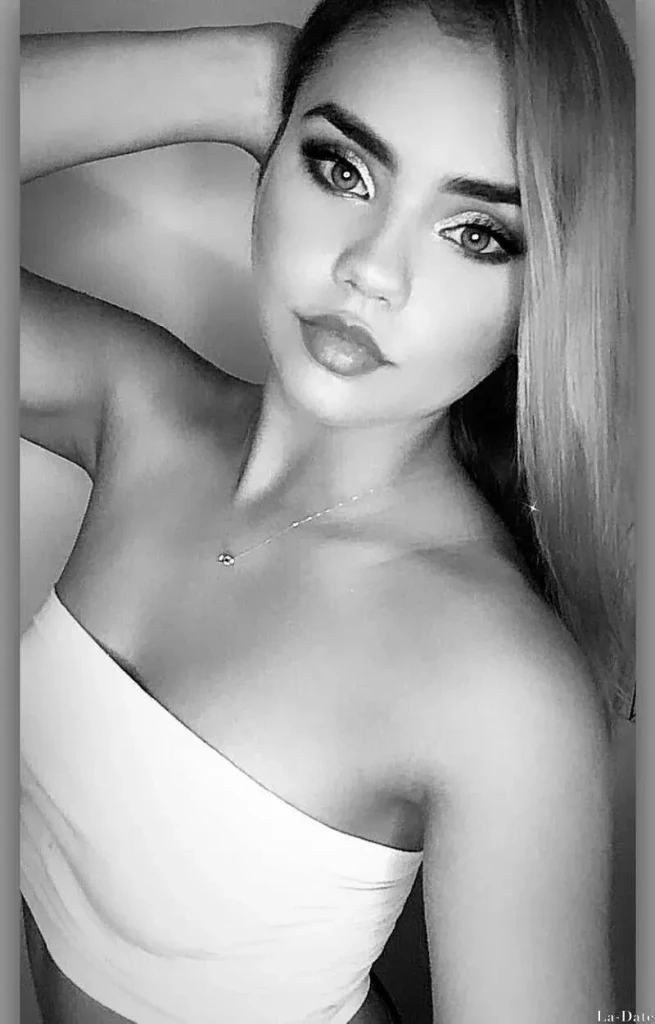 Dora Profile image 5