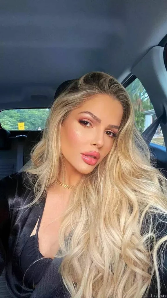 Andreina Profile image 4