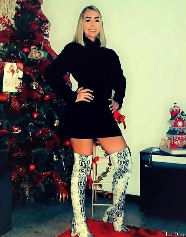 Gloria Profile image 3