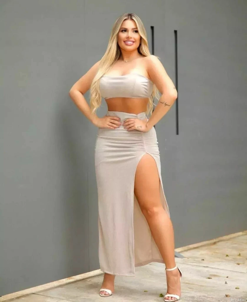 Veronica Cristine Profile image 4