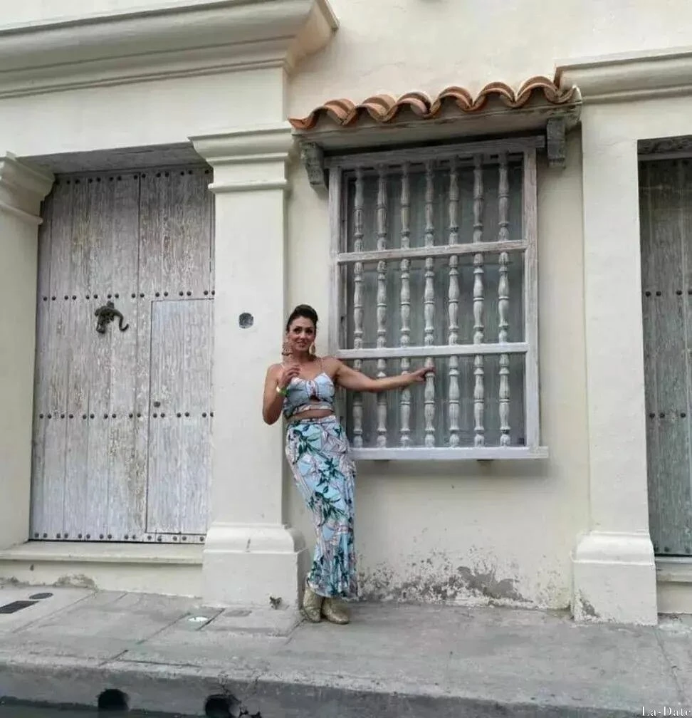 Valentina Profile image 1